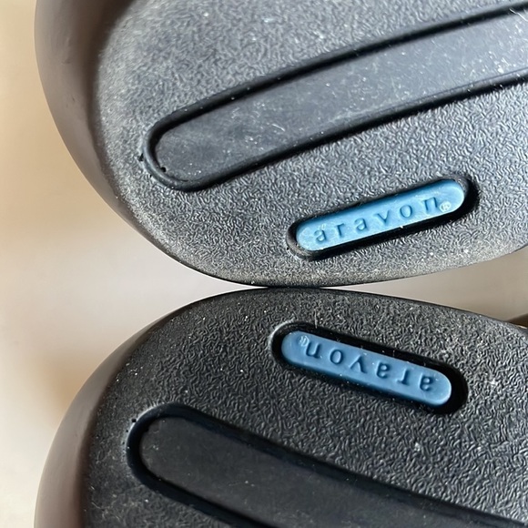 Aravon by New Balance Women's Leather Soft Taupe Katy Sandals Size 6EE - Picture 4 of 7